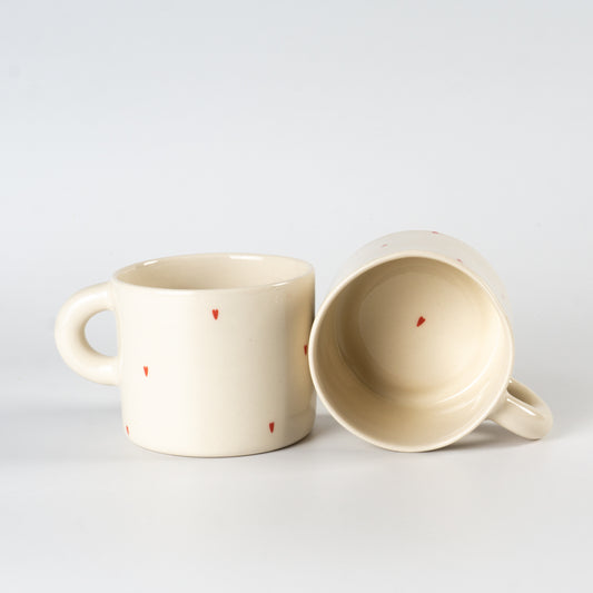 горнятко ручної роботи з сердечками